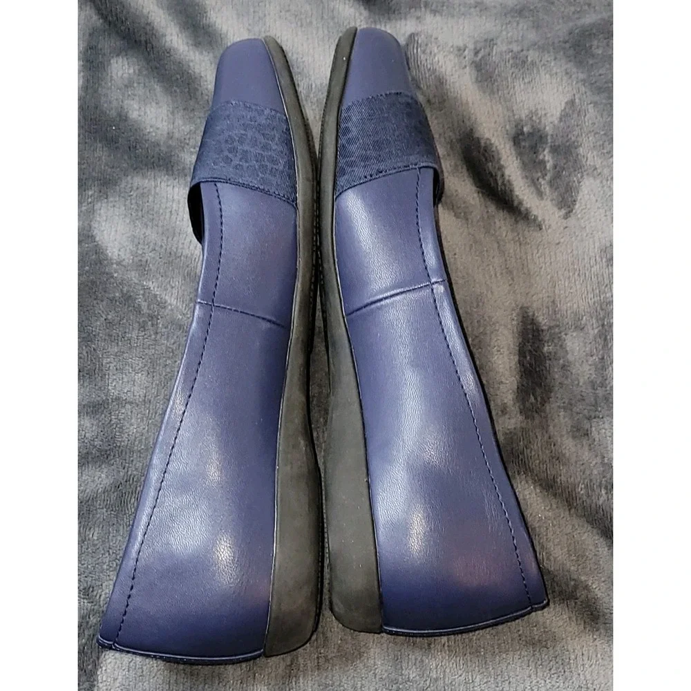 Trotters Samantha‎ Navy Women's Slip On 10WW Loafers T1812-400